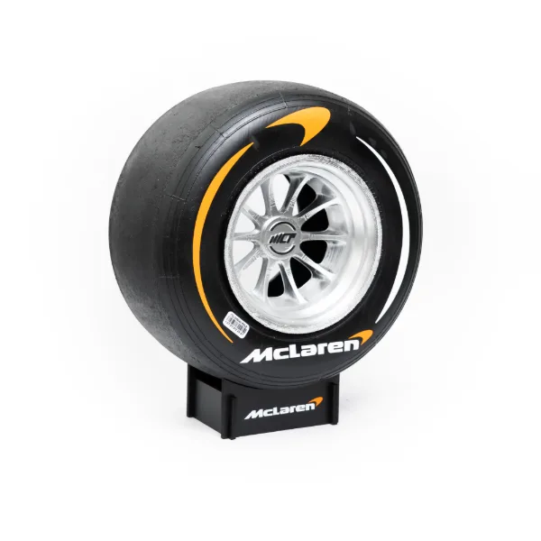 Llanta mediana decorativa Pole McLaren